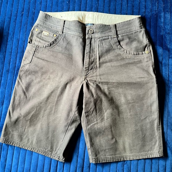 Kuhl The Law Shorts - Picture 1 of 7